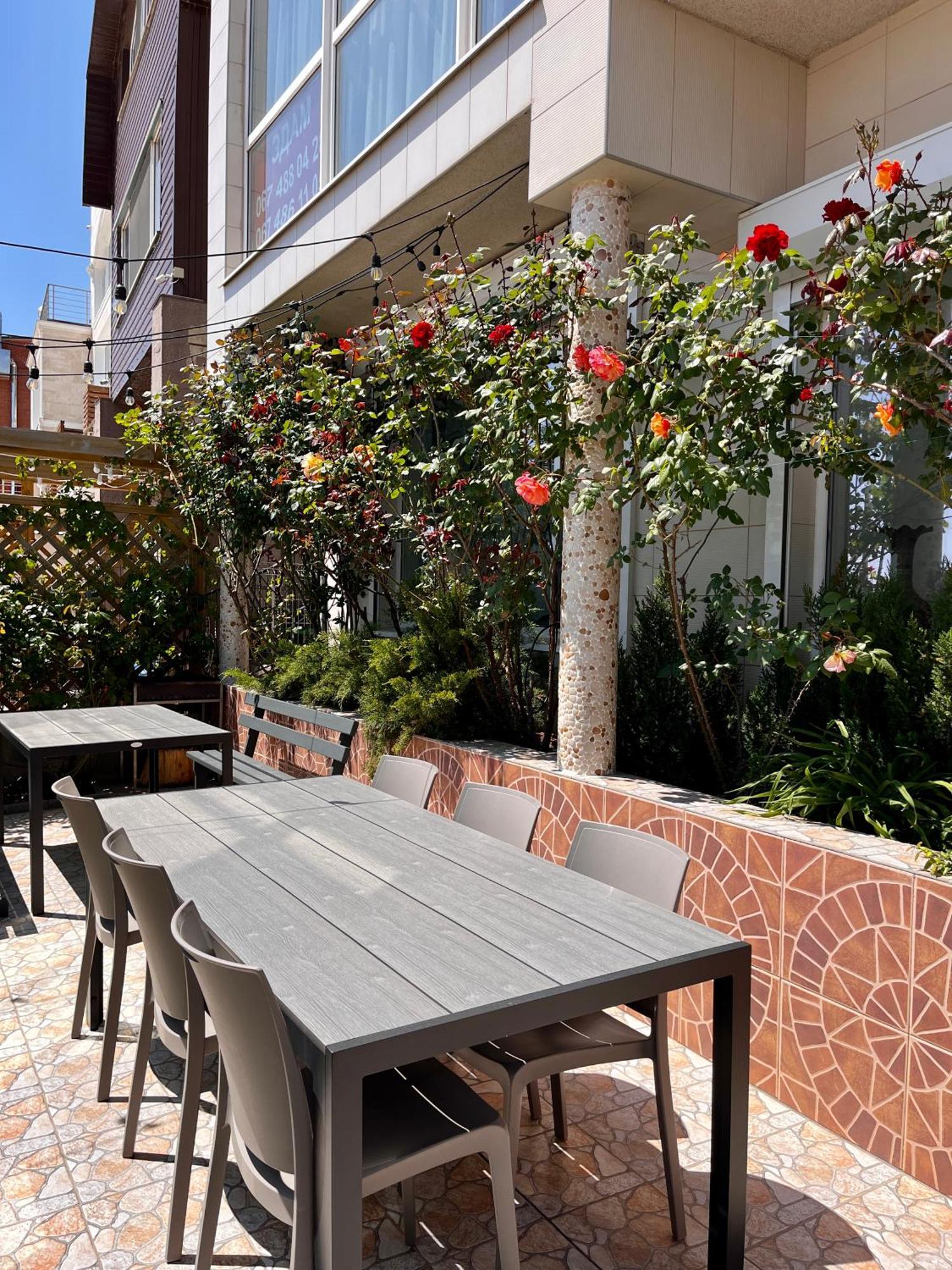 Done Kandybone Apartments Burlacha Balka Exterior foto